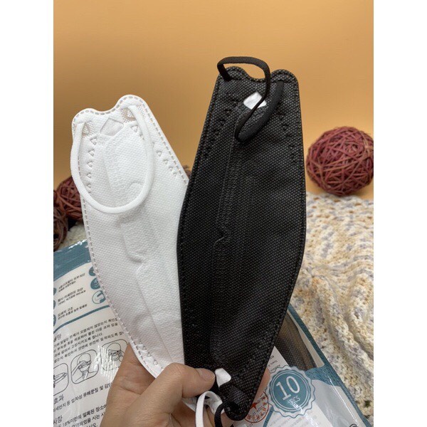 Combo 3 chiếc khẩu trang KF94 4 lớp chống bụi và kháng khuẩn