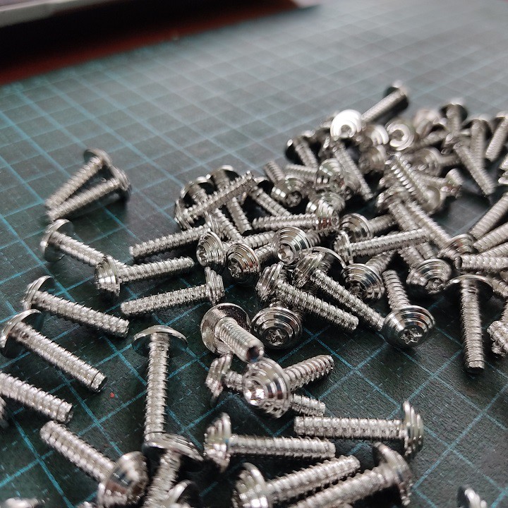 Ốc inox [ĐẦU XOẮN - VN] - răng xoắn 4li15 (m4x15) - dàn áo vario/click