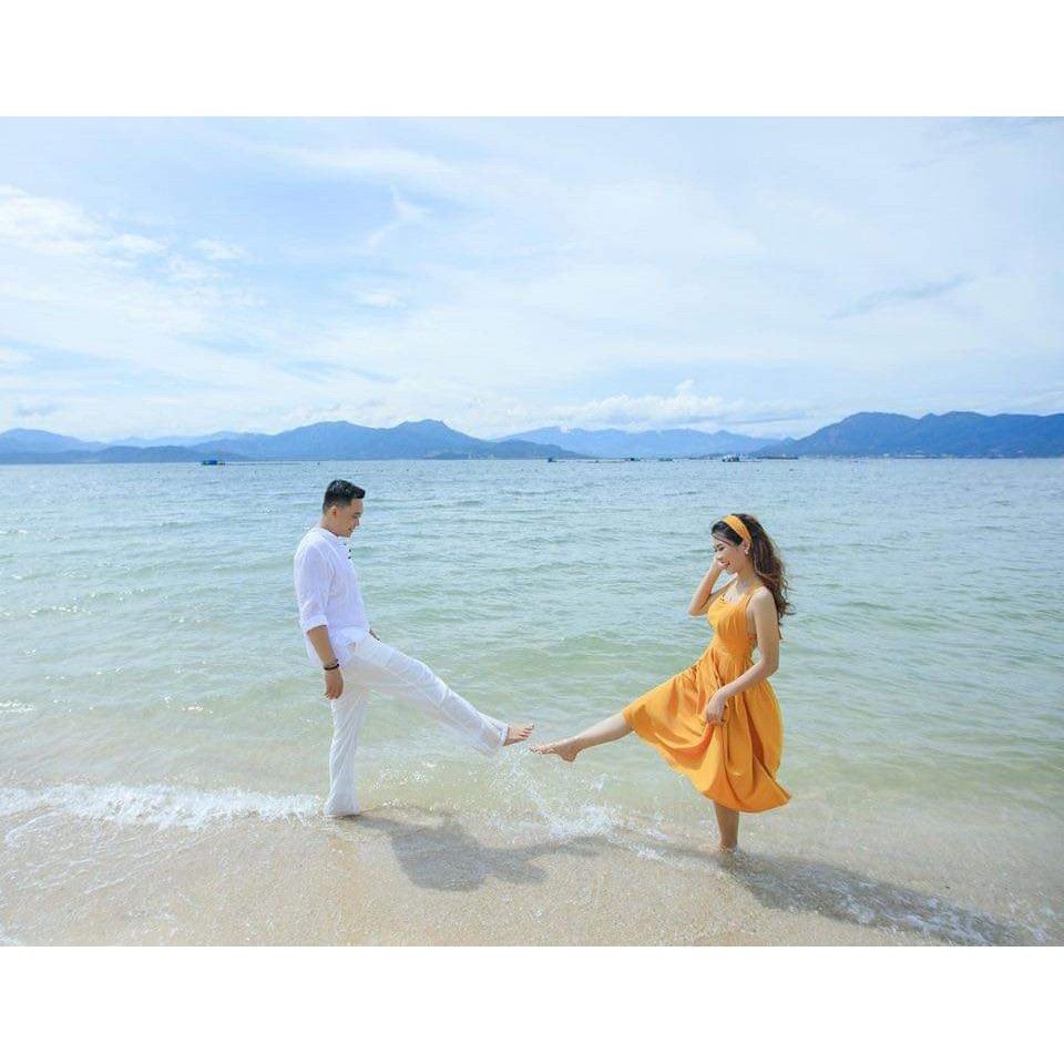 Đầm Maxi Dáng Xòe Vàng Hở Lưng Siêu Xinh | BigBuy360 - bigbuy360.vn