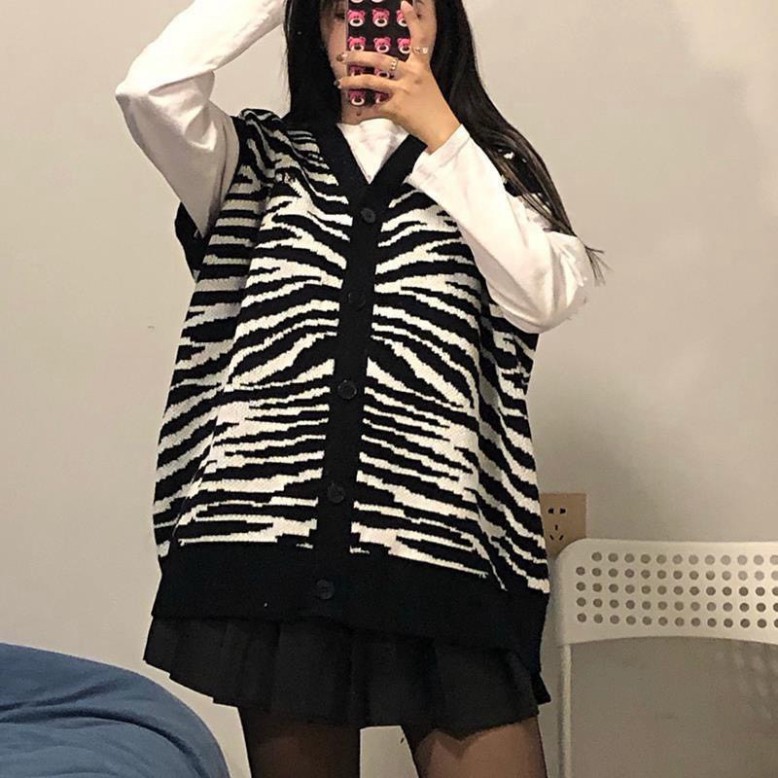 Áo sơ mi nữ form rộng ulzzang dáng dài, Sơ mi nữ màu xanh cốm quảng châu vải cotton mềm mại cực hót | BigBuy360 - bigbuy360.vn