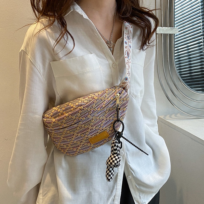 Túi đeo chéo IELGY kẻ sọc caro trắng đen phong cách Nhật Bản cho nữ