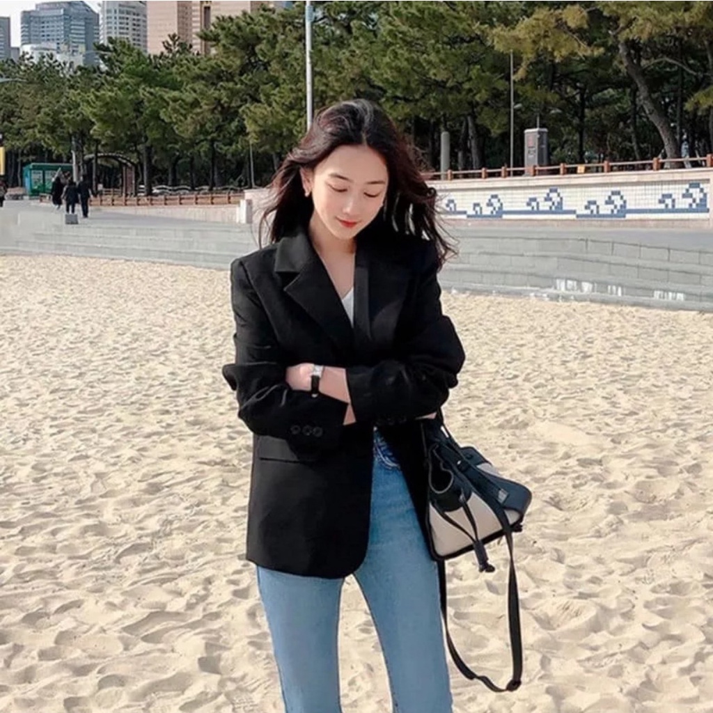 Áo Khoác Blazer 2 Nắp Túi Ngang Nữ Tính | Smide Clothing