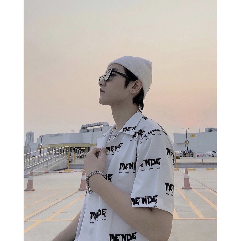 Áo Sơ Mi Hoạ Tiết Hình Chữ Tay Ngắn Cổ Vest Thời Trang Unisex Vải Lụa Chéo