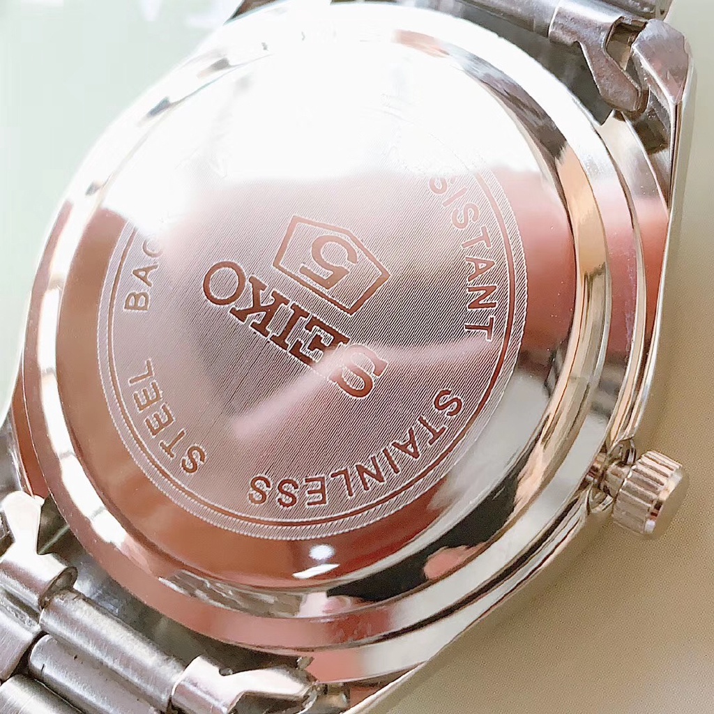 Đồng hồ đeo tay Seiko có hiển thị ngày dây thép cho nam