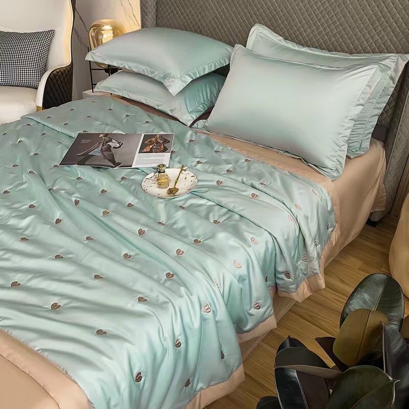 Chăn Lụa thêu tim siêu mềm mát, đáng yêu nhập khẩu loại 1