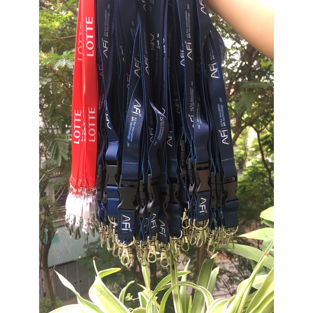 Dây đeo thẻ nhân viên cao cấp,  xưởng in thẻ nhân viên đẹo giá rẻ theo yêu cầu