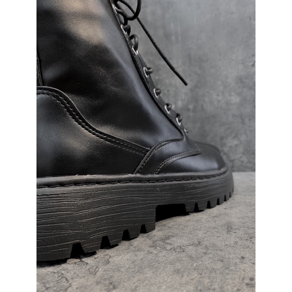 GIÀY BOOTS CỔ CAO DÂY NỮ