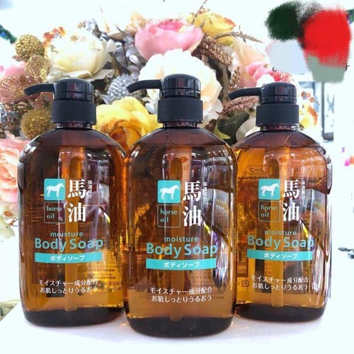 Sữa tắm mỡ ngựa Nhật Bản Horse Oil Moisture Body Soap 600ml