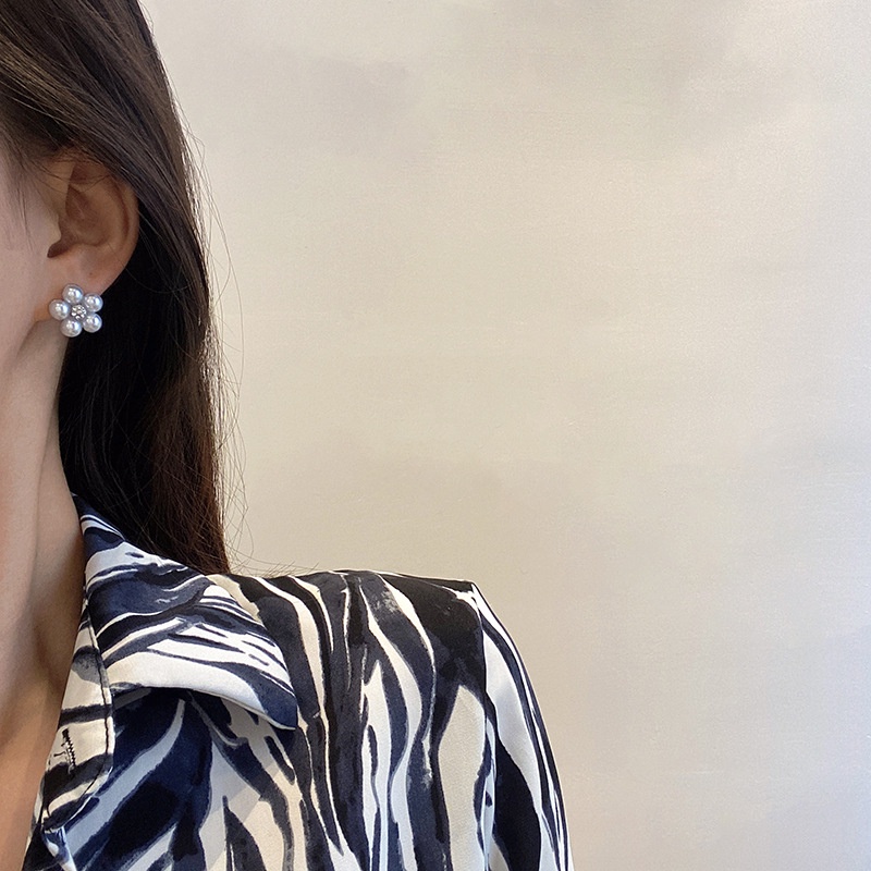 Bông Tai Hình Hoa Đính Ngọc Trai Giả Màu Trắng Thời Trang Mùa Hè Phong Cách Pháp Hàng Mới 2022