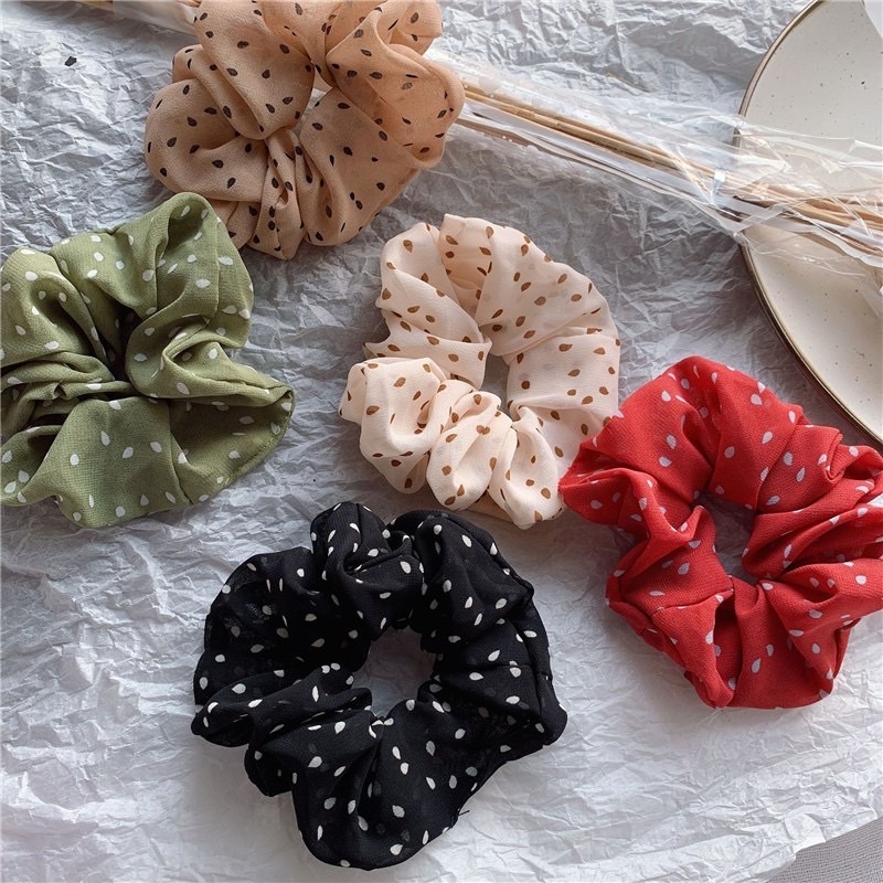 Buộc tóc scrunchies xanh dương nhiều họa tiết