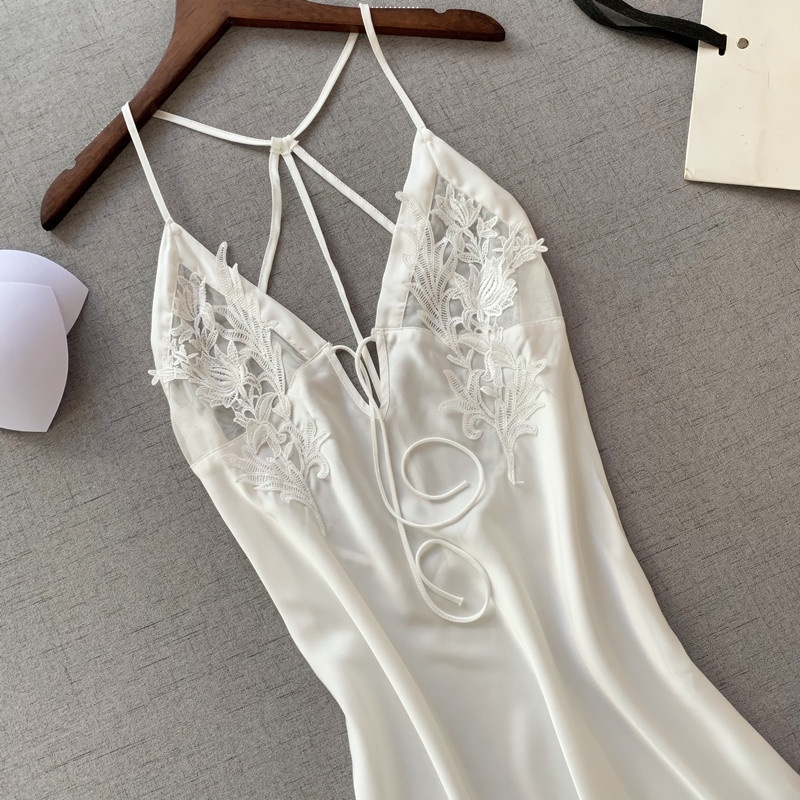 Đầm Ngủ Hai Dây Hở Lưng Thêu Ren Có Mút Ngực Thời Trang Quyến Rũ Cho Nữ