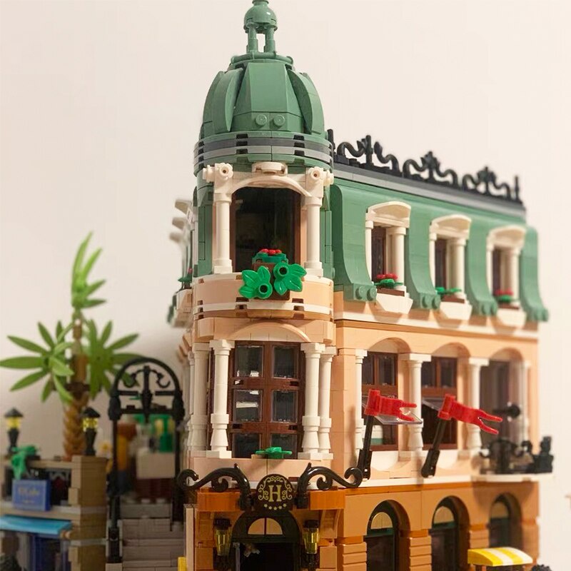 Đồ chơi Lắp ghép Mô hình Boutique Hotel khách sạn 63336