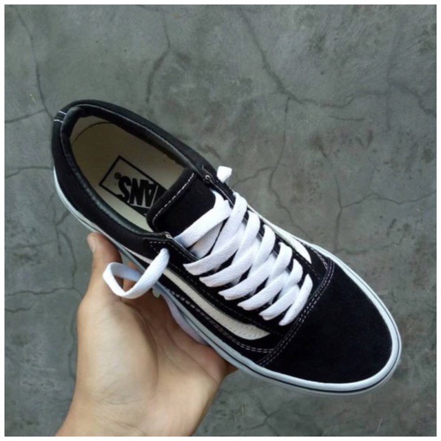 Giày Thể Thao Vans Vault Og Lx Old Skool Màu Trắng Đen Cổ Điển