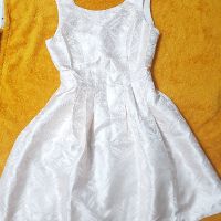 Đầm Eliza J dáng xòe