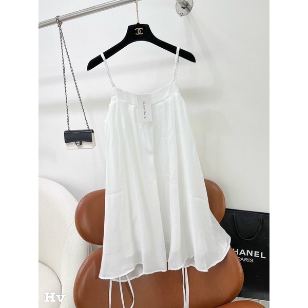 Sale váy suông 2 dây tơ trắng cao cấp hàng tqxk