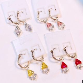 Bông tai bạc ta cho bé