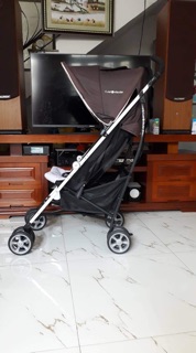 Xe đẩy du lịch Combi