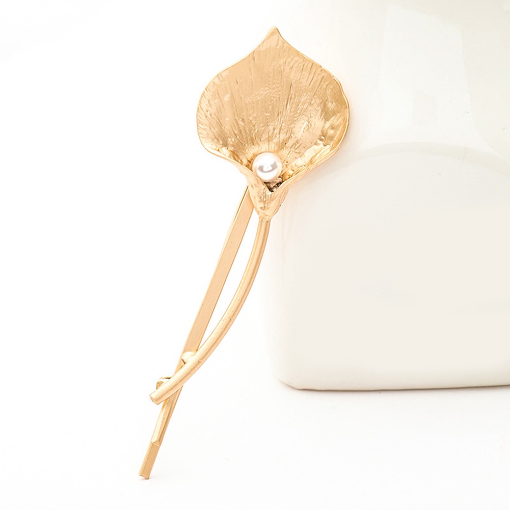 Kẹp tóc đính hoa và ngọc trai giả thanh lịch dành cho nữ