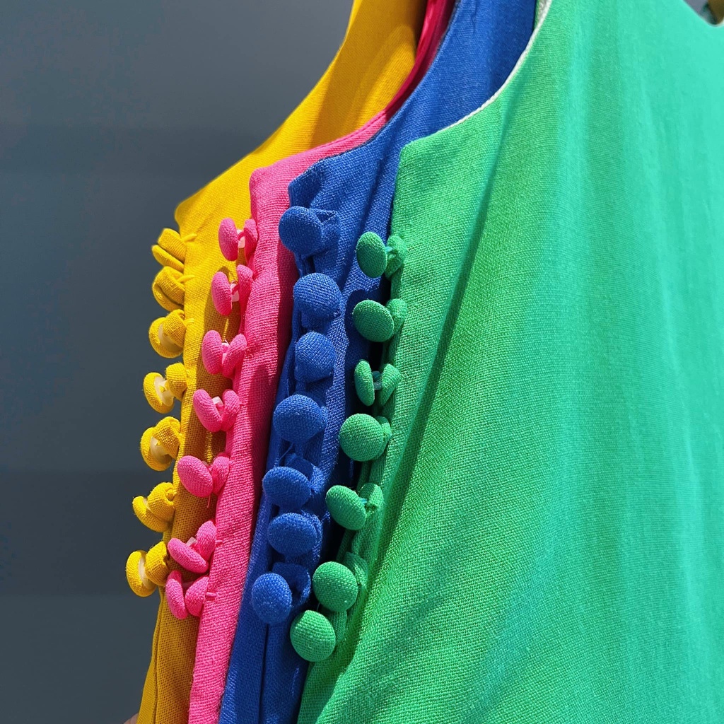 Đầm Linen suông form rộng thiết kế nút bọc 2 bên sườn