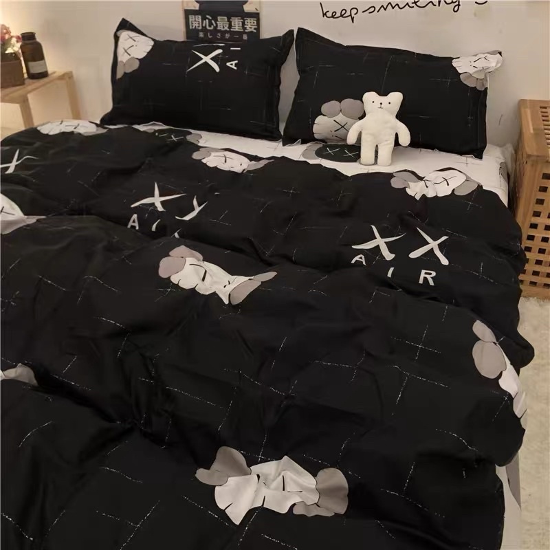 Set Chăn Ga Kaws Đen Cotton Poly Siêu Phẩm Thoáng Mát Cực Chất (Shinbedding.shop)