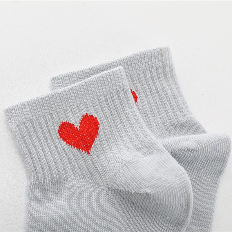 Set 5 đôi tất Cotton mềm mại thoải mái in họa tiết trái tim màu đỏ dễ thương cho nữ