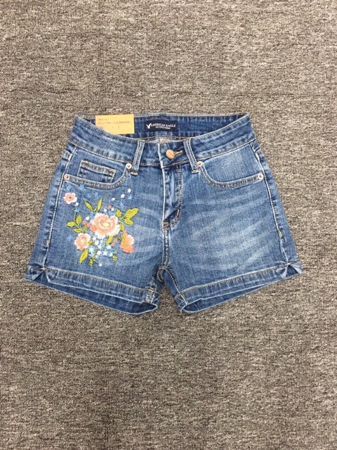 Quần jeans short nữ thêu hoa mới