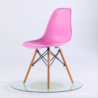 Ghế eames ghế cafe  nhiều màu sắc.