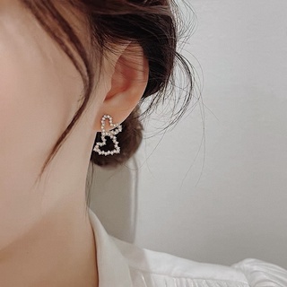 Larosa: Bông tai trái tim gắn đá có thể tách rời