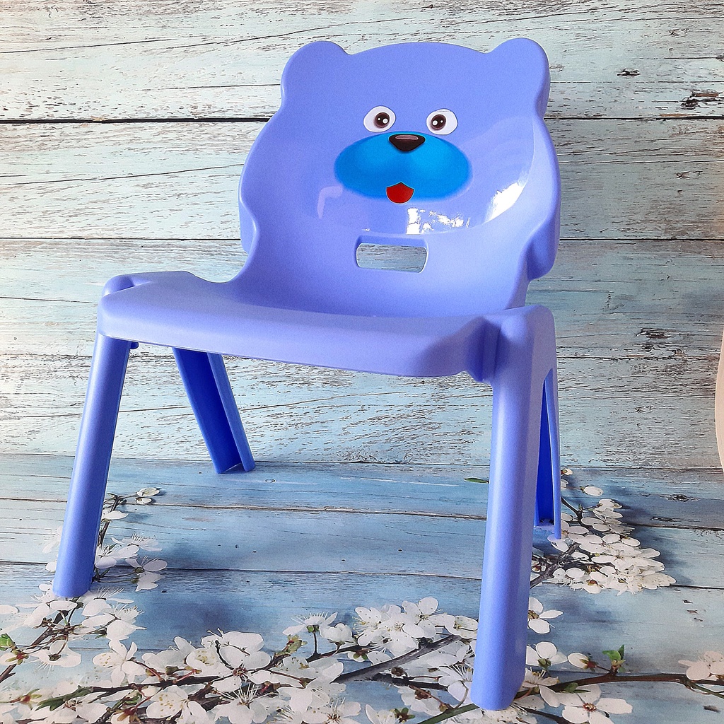 Ghế nhựa Bé Yêu - 6 màu (34.5 x 35 x 45 cm)