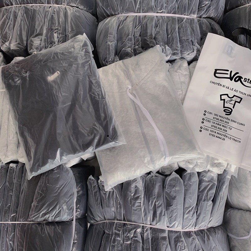 Áo khoác nỉ kéo trơn Đen và Xám toàn bộ là hình thật nhà eva chụp | BigBuy360 - bigbuy360.vn
