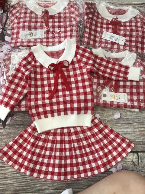 Váy len mịn bé gái nhí