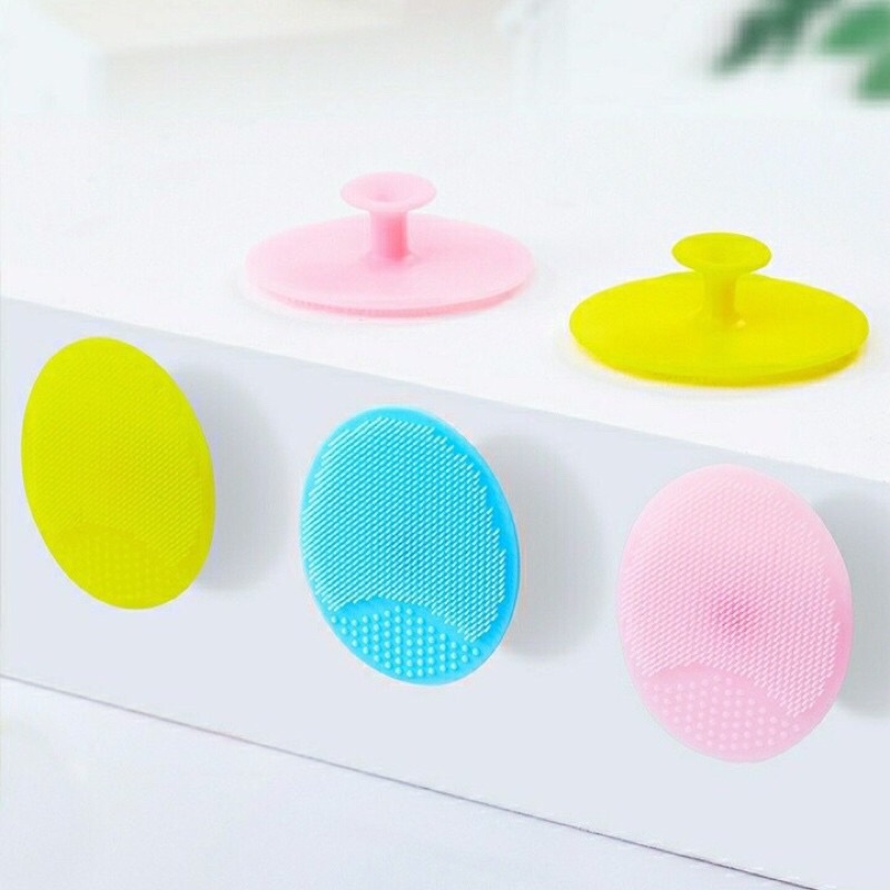 Miếng Rửa Mặt Silicon Gai Hình Oval Massage Tẩy Bụi Bẩn Và Tế Bào Chết