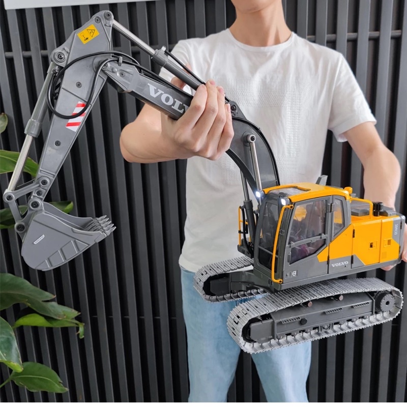 Máy xúc kim loại xi lanh điện E010-003 DoubleE 2.4G 1:14 Mẫu máy xúc được ủy quyền của volvo