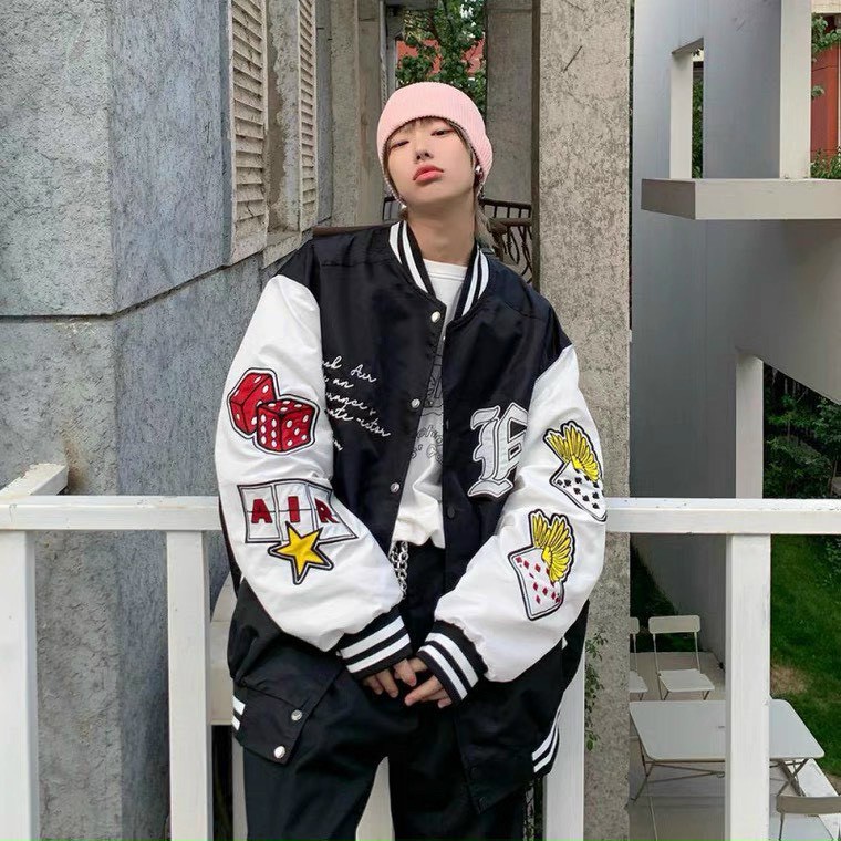 Áo Khoác Dù BomBer Nam Nữ Nút Bấm Thêu Hình Hai Bên Cánh Tay