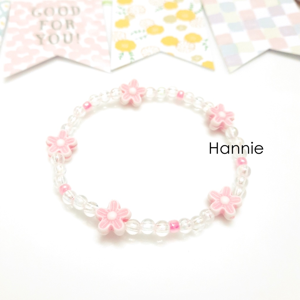 Vòng tay hạt hologram charm hoa handmade đơn giản (Đỏ/Hồng/Tím/Vàng/Cam/Xanh lá/Xanh biển)