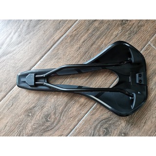 Yên xe đạp thể thao Racework Ultralight CRMO