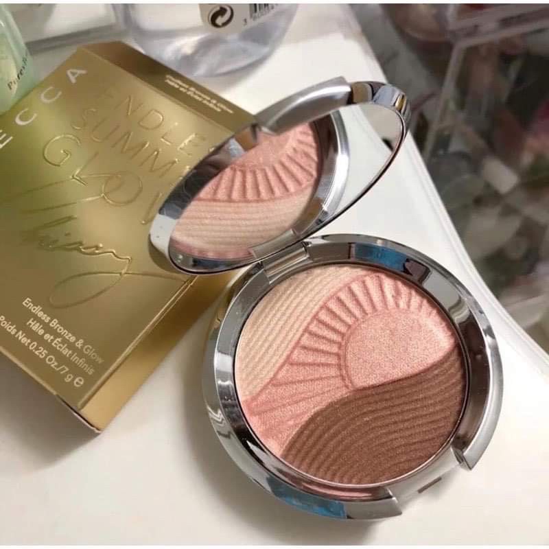 Bảng phấn tạo khối và bắt sáng 3 màu Palette BECCA x Chrissy Teigen Endless Summer Glow Bronze &amp; Glow