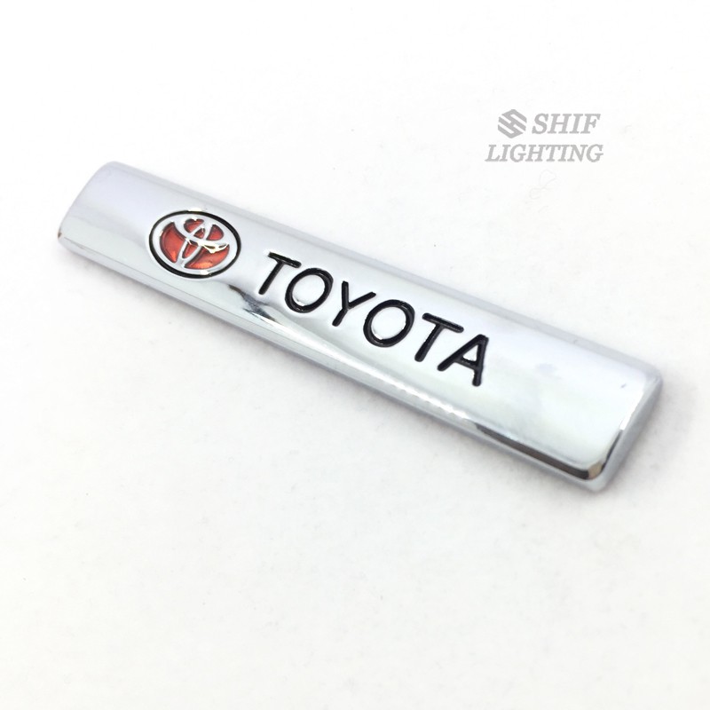 Miếng logo dán bằng kim loại cho xe Toyota