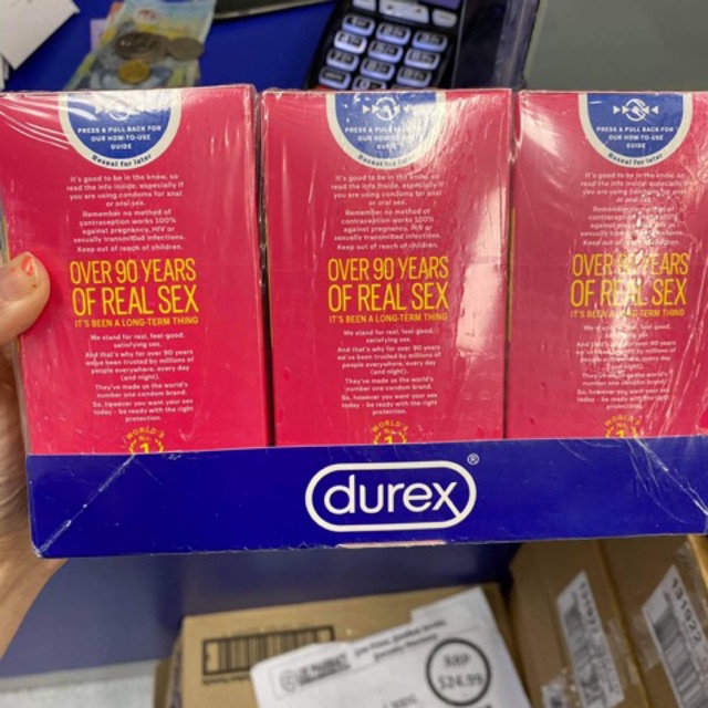 Bao cao su Durex Pleasure Me Condoms 30 cái Úc