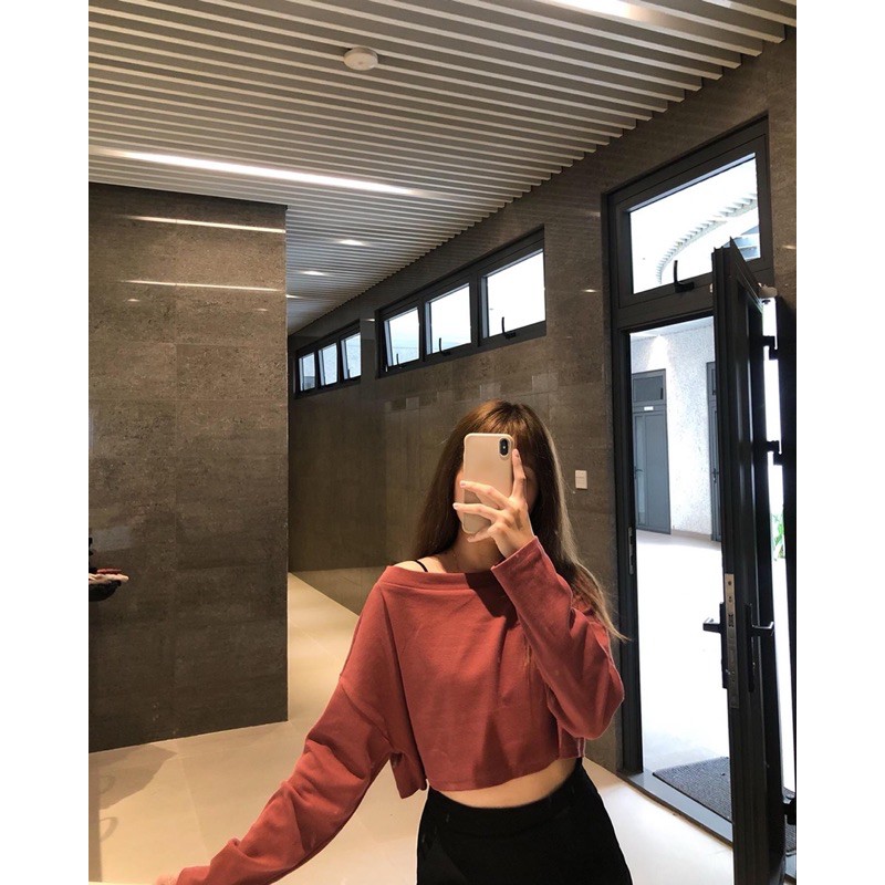 Áo croptop tay dài Ruchan