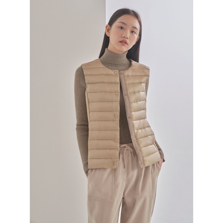 Áo khoác gile lông vũ nữ xuất Hàn. HA2667 | BigBuy360 - bigbuy360.vn