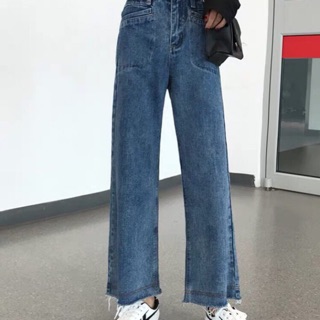 Quần jeans ống loe