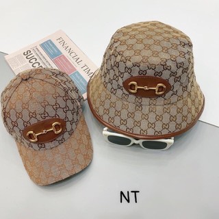 Mũ vành, lưỡi trai g c tag móc