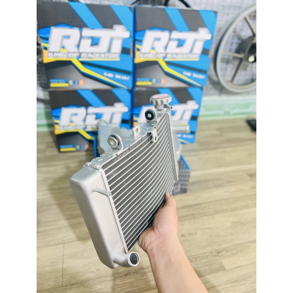 Két nước RADIATOR cho Exciter