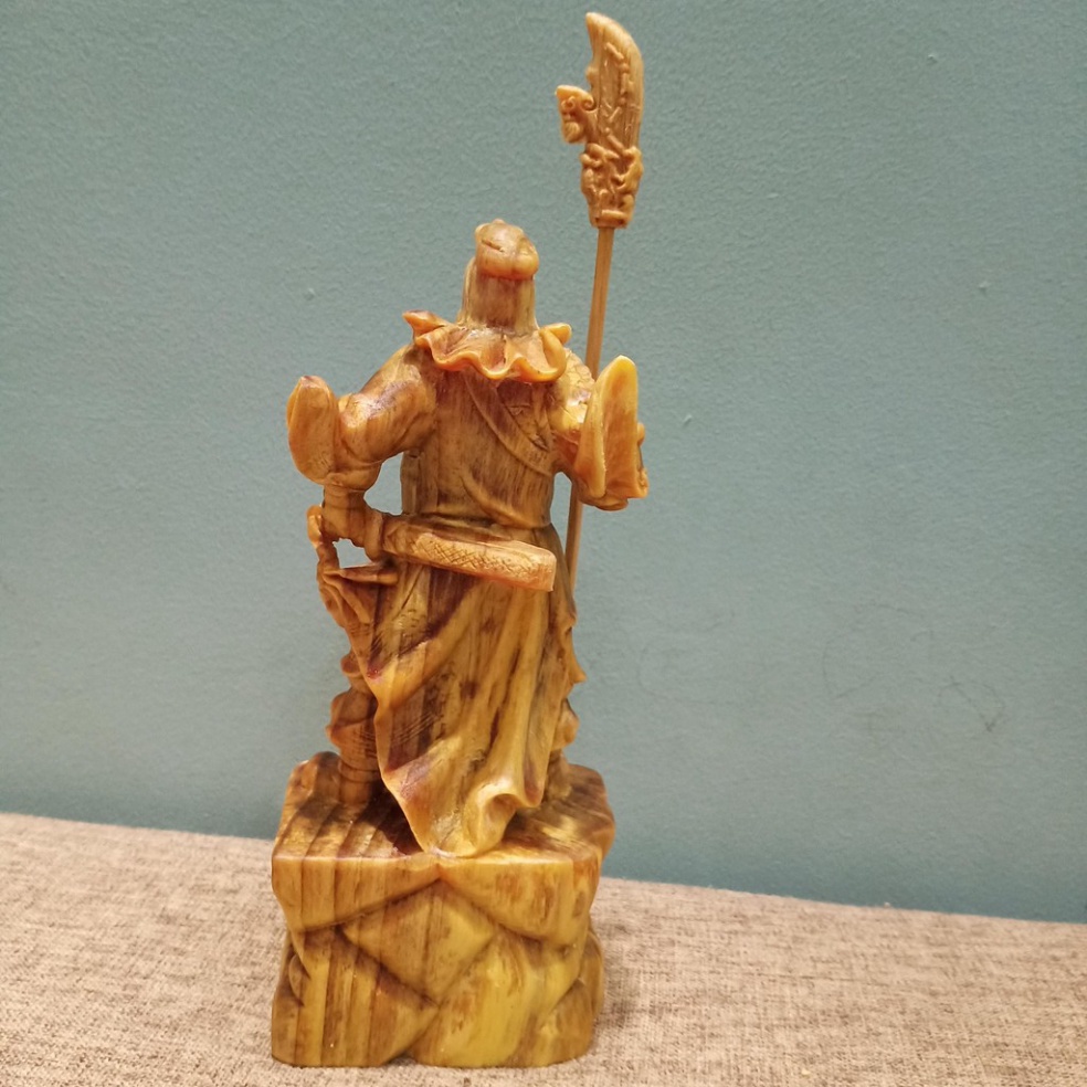 Quan công gỗ huyết long cao 20