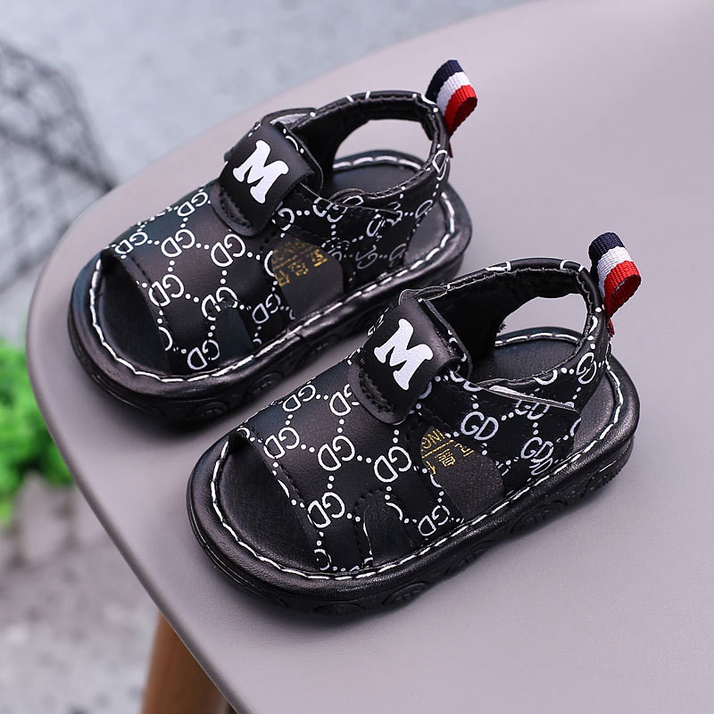 Dép sandal tập đi cho bé trai siêu nhẹ êm mềm có kèn kêu cho bé từ 0 đến 2 tuổi