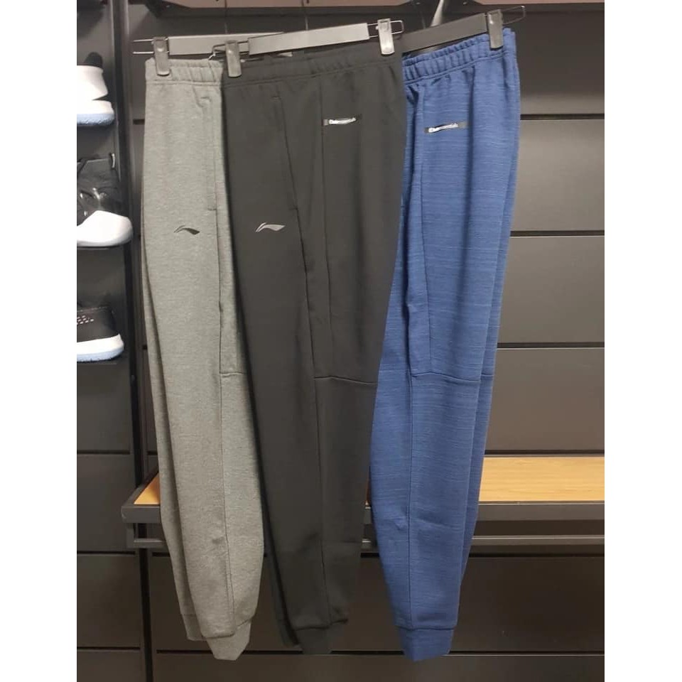 Quần thể thao nỉ Lining bó gấu