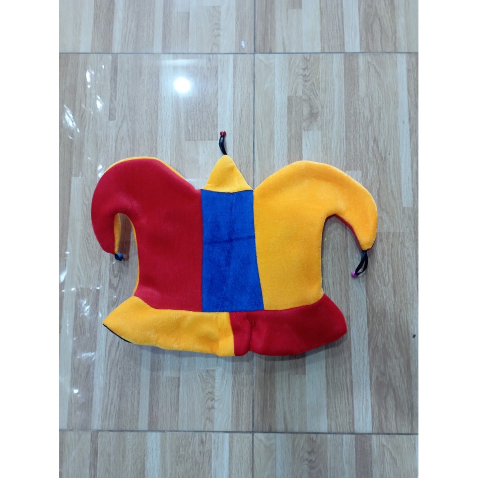 Nón hóa trang chú hề.