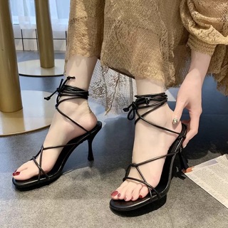 Sandal nữ cao gót buộc dây