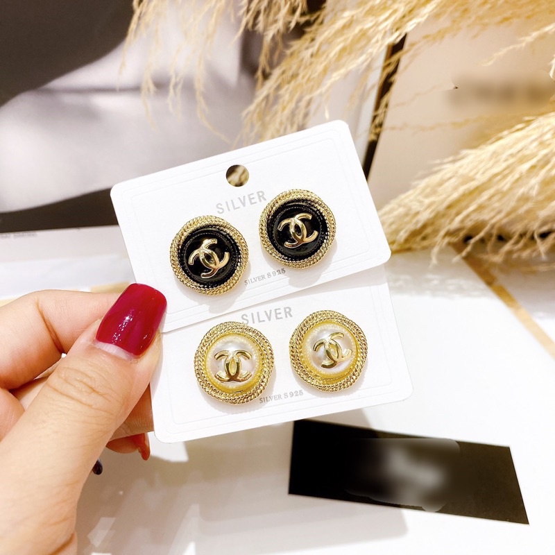 Bông tai tròn phối đá cho nữ sang trọng